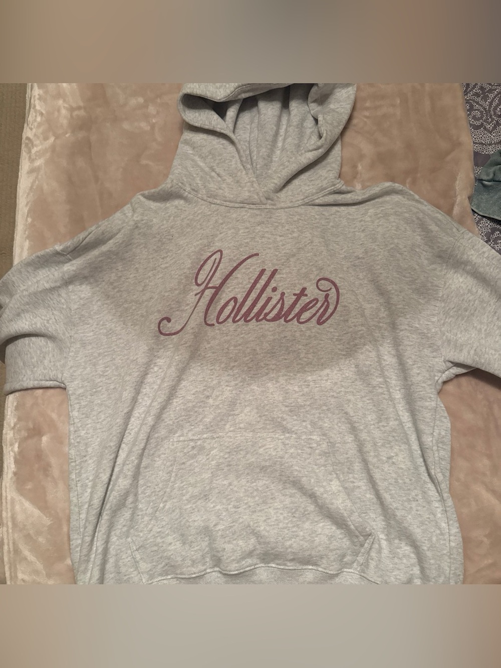 Hollister Light Gray Pullover Hoodie with Mauve Script
